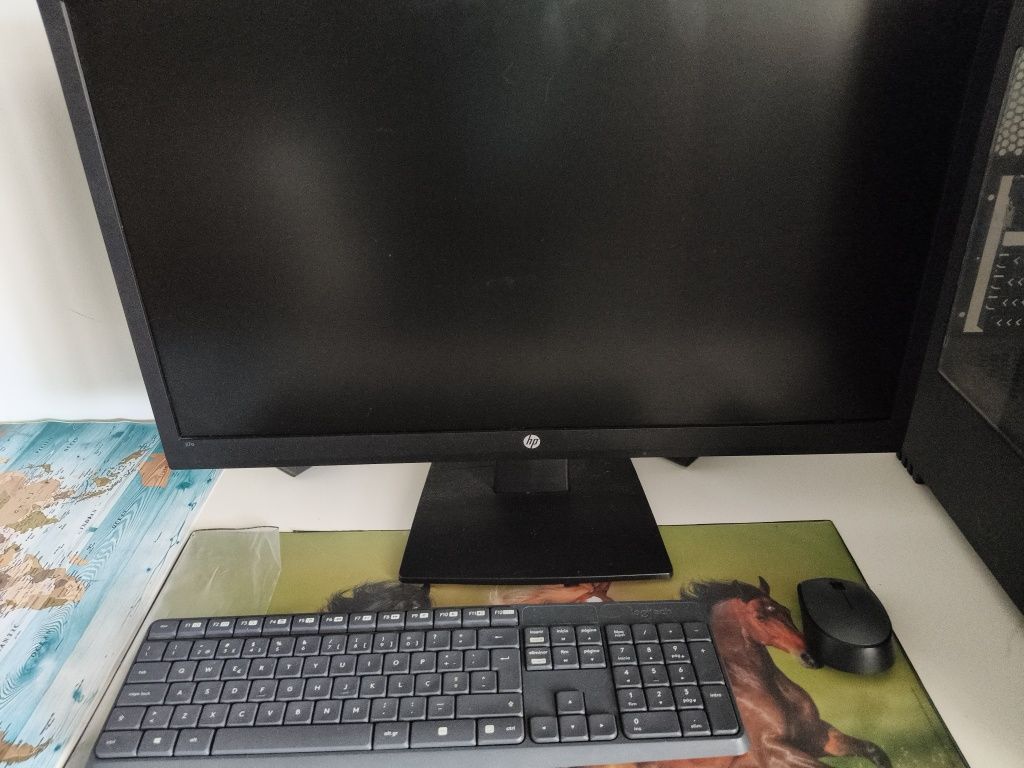 PC com acessórios