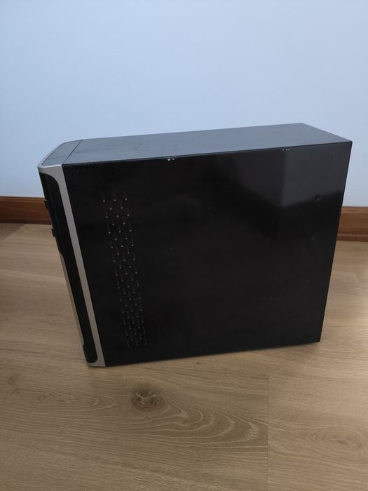 Vendo caixa Micro ATX Mithus64284477960067122