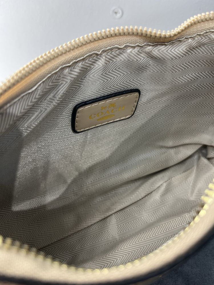 Сумка Coach в різних кольорах