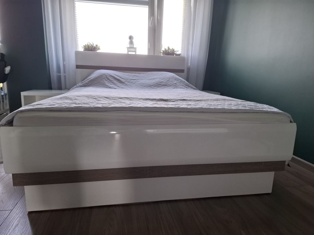 Łóżko Lionel 140x200 Agata Meble Stan idealny