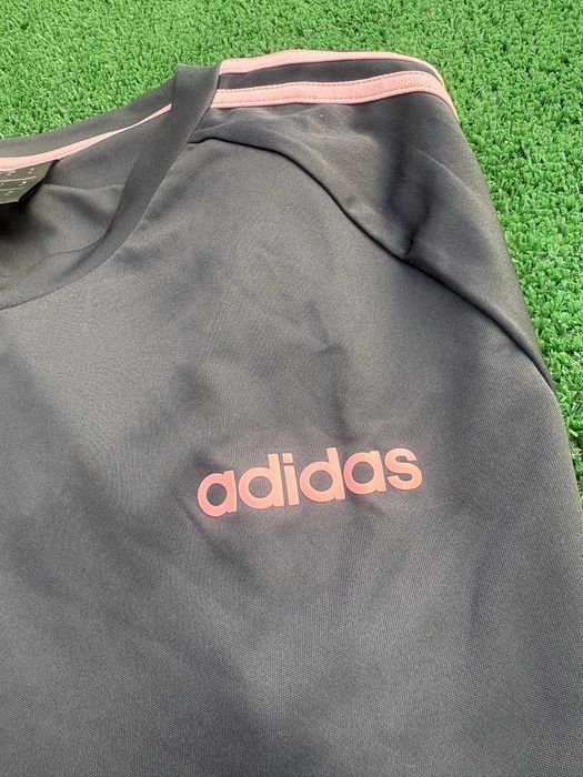 T-Shirt Adidas M