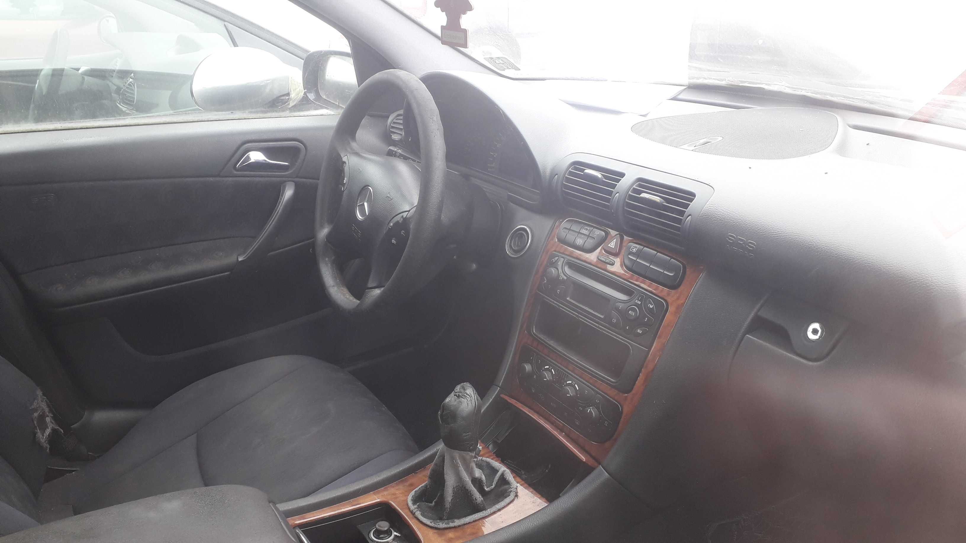 Temos para peças Mercedes C 200 Diesel