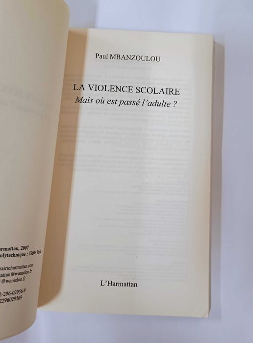 Lá Violence Scolaire, de Paul Mbanzoulou