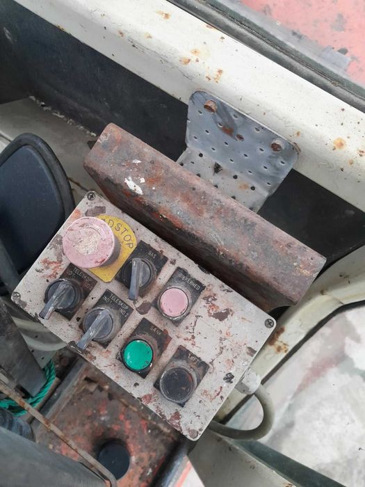 Ładowarka teleskopowa budowlana Manitou  jcb