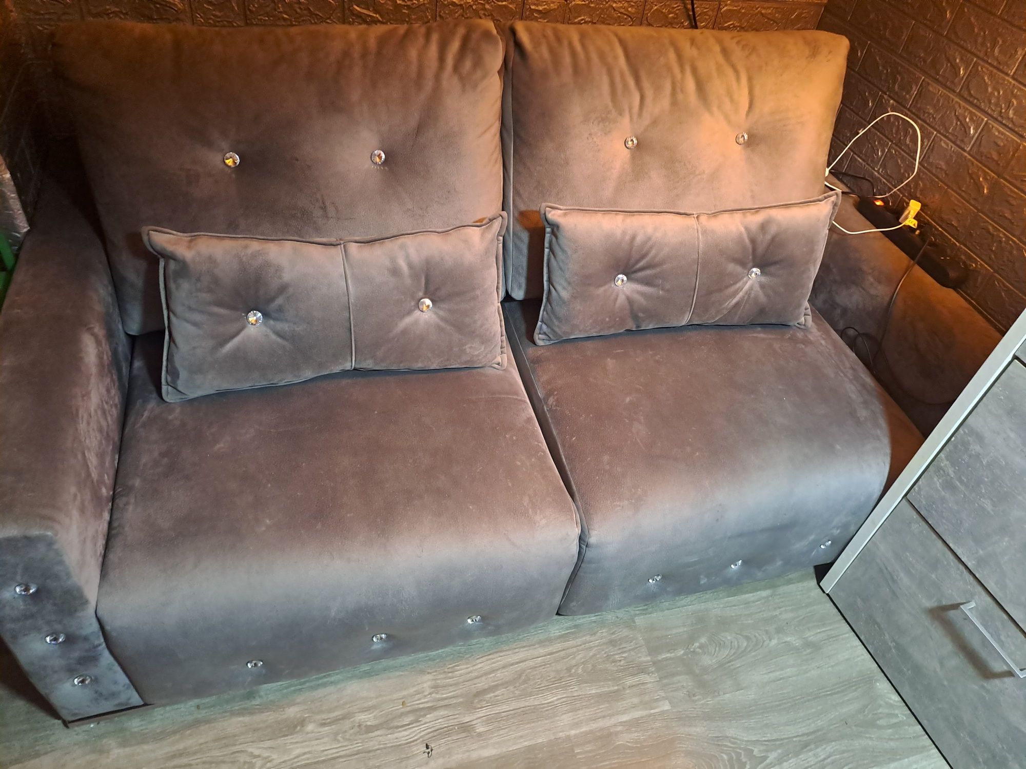 Vendo sofa chesselong