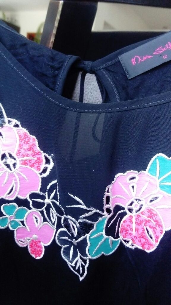 Bluzka tunika rozmiar 40 haftowane kwiaty