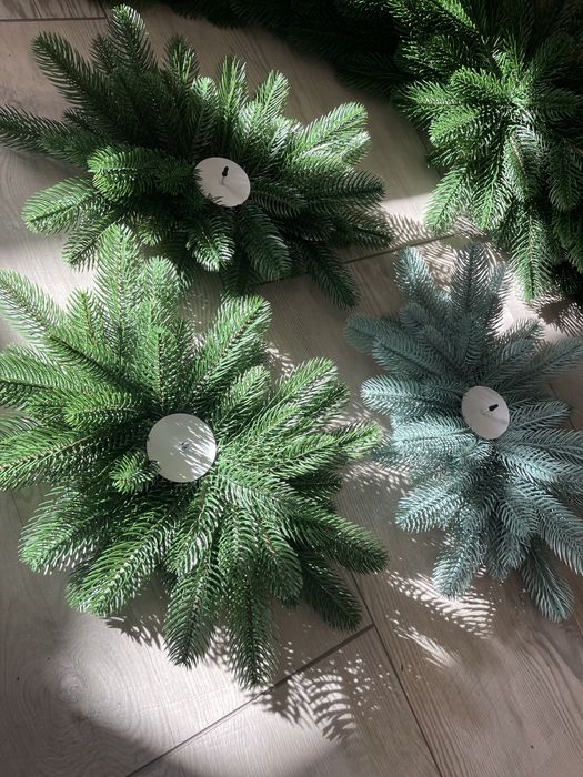 Гірлянда гілочка на камін комод двері фасад ялинка лита хвойна ялинков