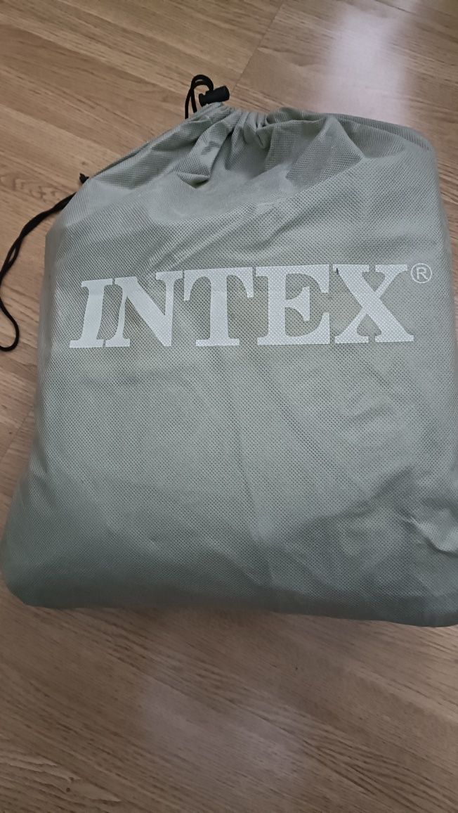 Dziecięce łóżko turystyczne INTEX dmuchane łóżeczko materac pompka