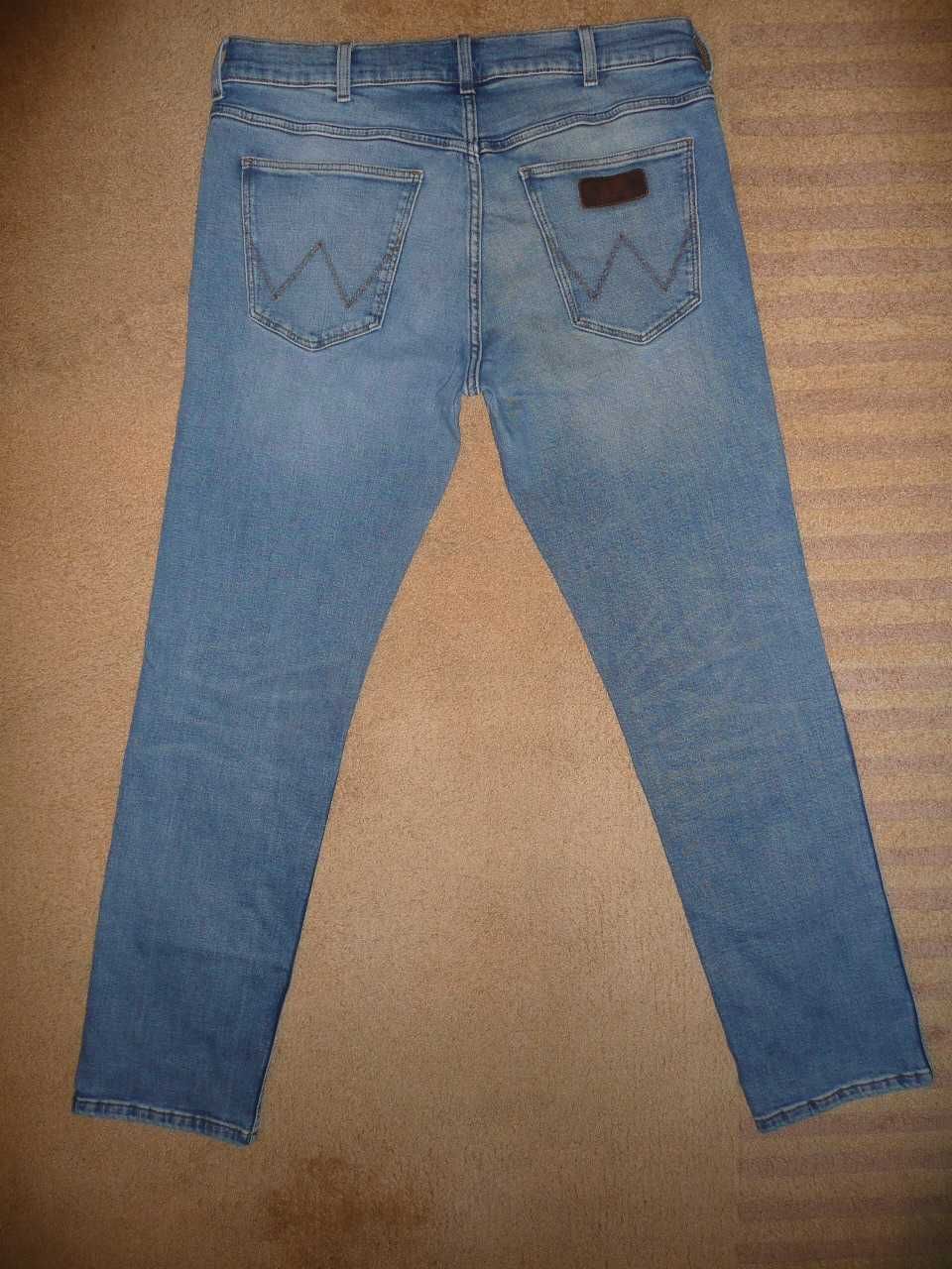 Spodnie dżinsy WRANGLER W32/L34=43/110cm jeansy