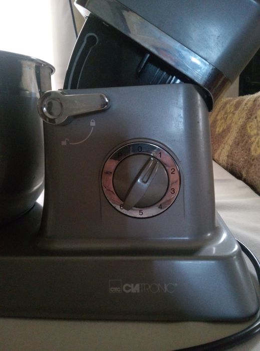 Batedeira Clatronic 1200W