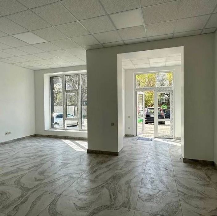 Терміновий продаж комерційного приміщення 90 м2 м-рн Пасічна