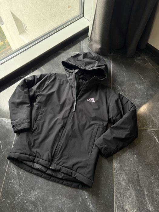 Куртка adidas жіноча