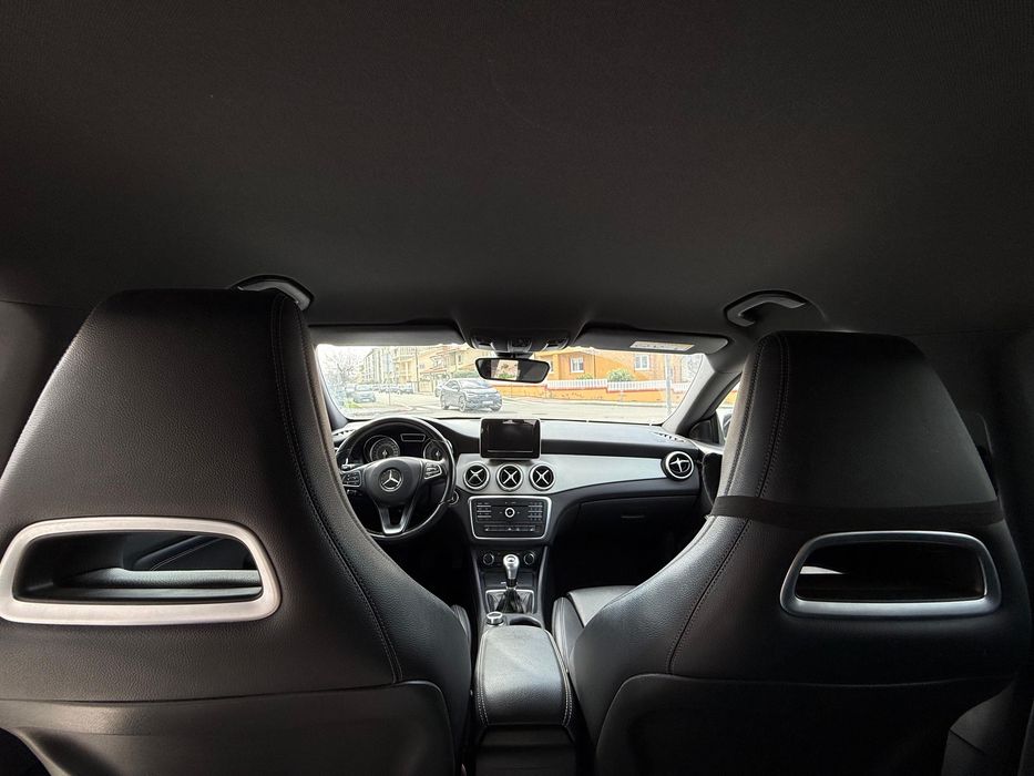 Mercedes-Benz CLA 180 d Shooting Brake