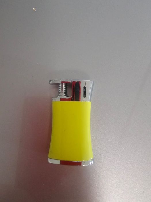 Isqueiros vários novos