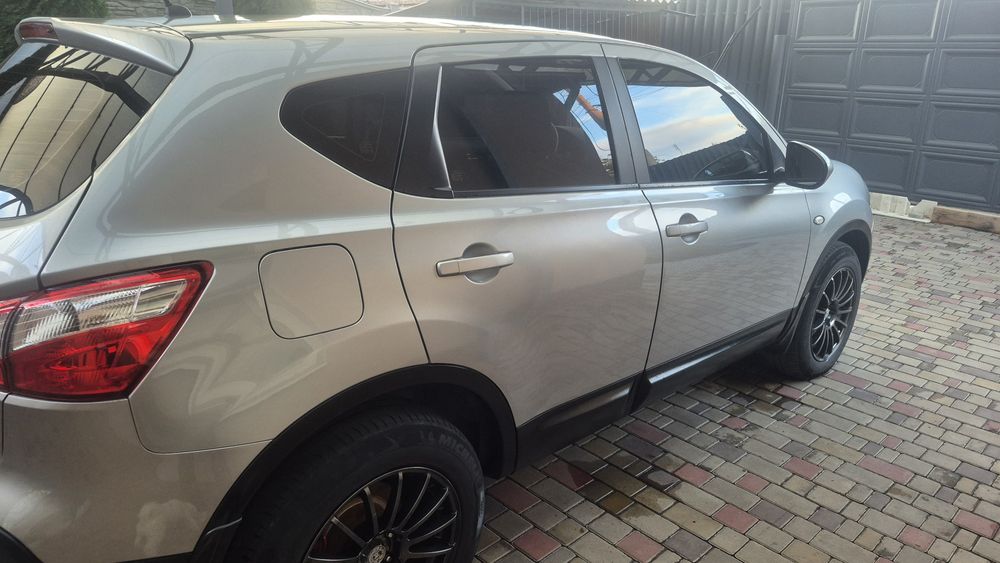 Продам Nissan Qashqai