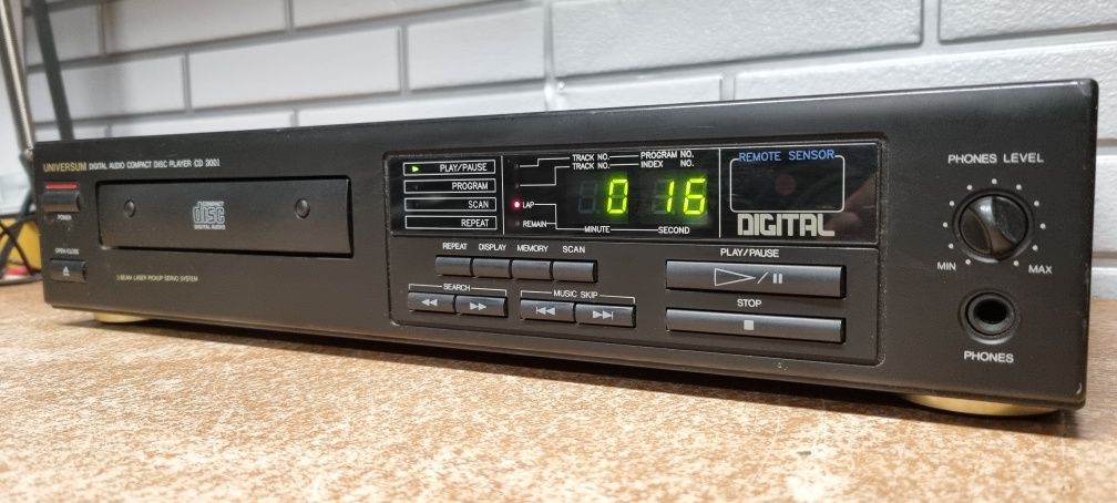Odtwarzacz cd player UNIVERSUM cd-3001. HI-FI stereo