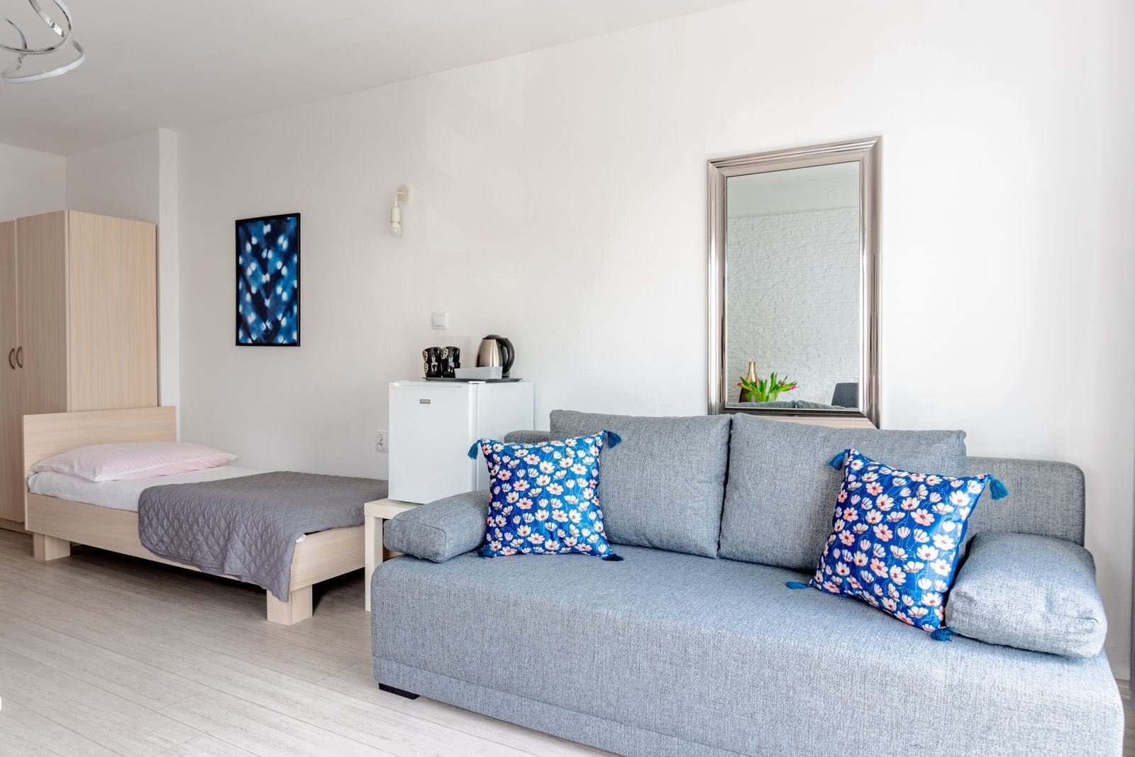 Karwia Nocleg ze Śniadaniem Pokoje i Apartamenty Bardzo Blisko Plaży