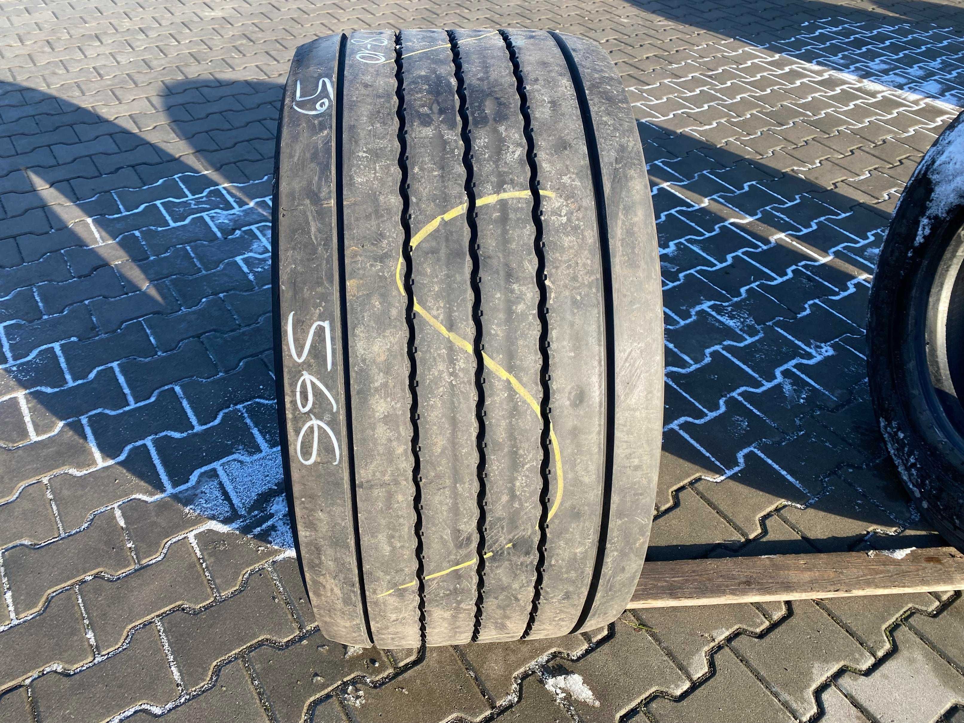 Opona 445/45R19.5 SEMPERIT RUNNER T2 Naczepowa 8-10mm MEGA