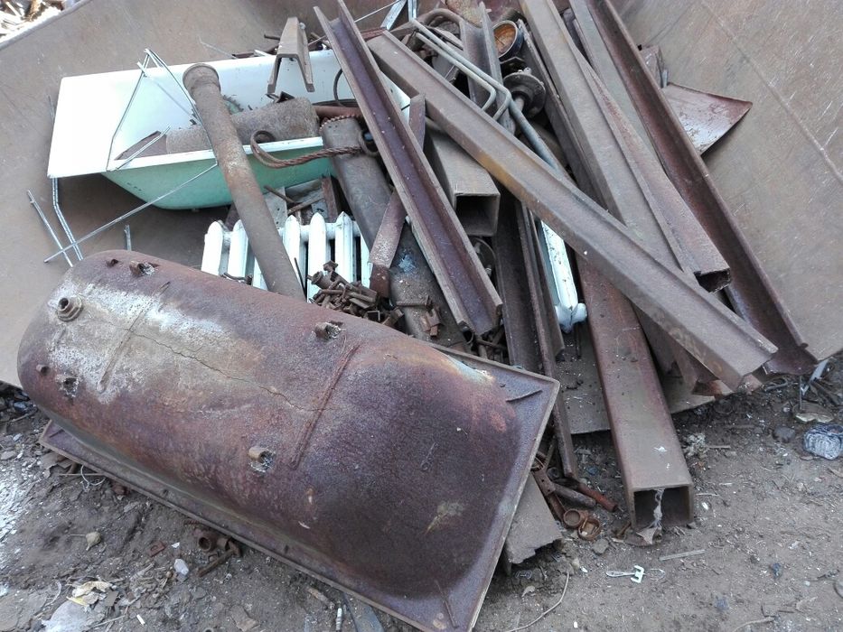 Прийом Металобрухту.6.4 грн/кг. Київ Голосіївський.Металолом сдать