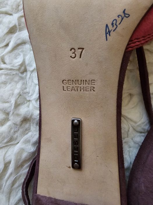 Босоніжки жіночі Diesel 37  розмір