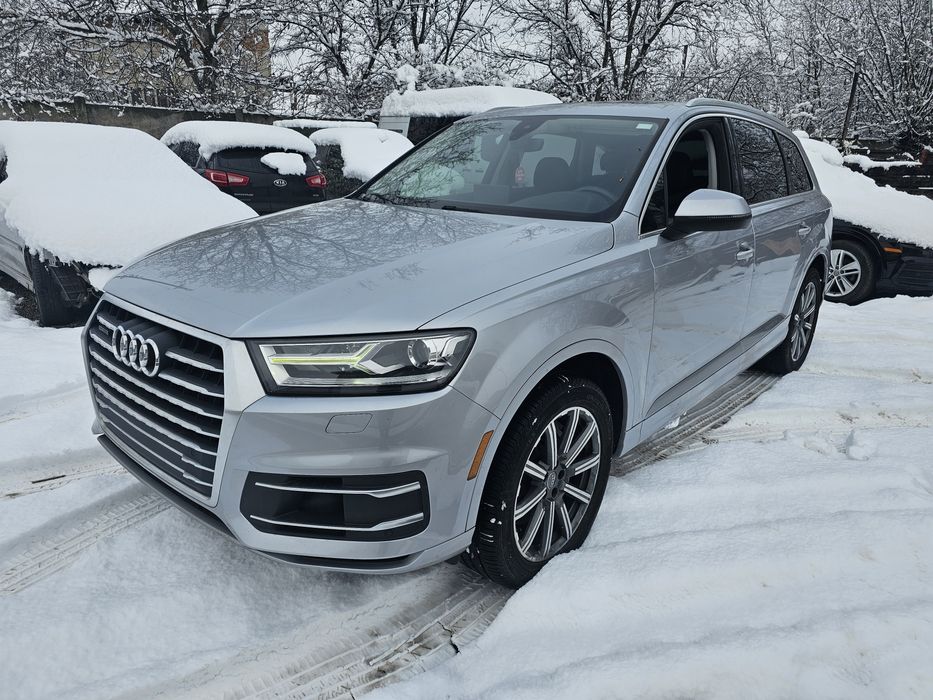 Ауді Q7 Audi  Q7