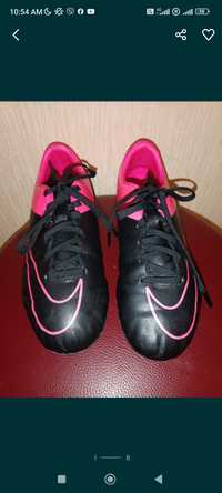 Бутсы Nike Mercurial 36-37р.
р.36-37,
стелька 23,5 см