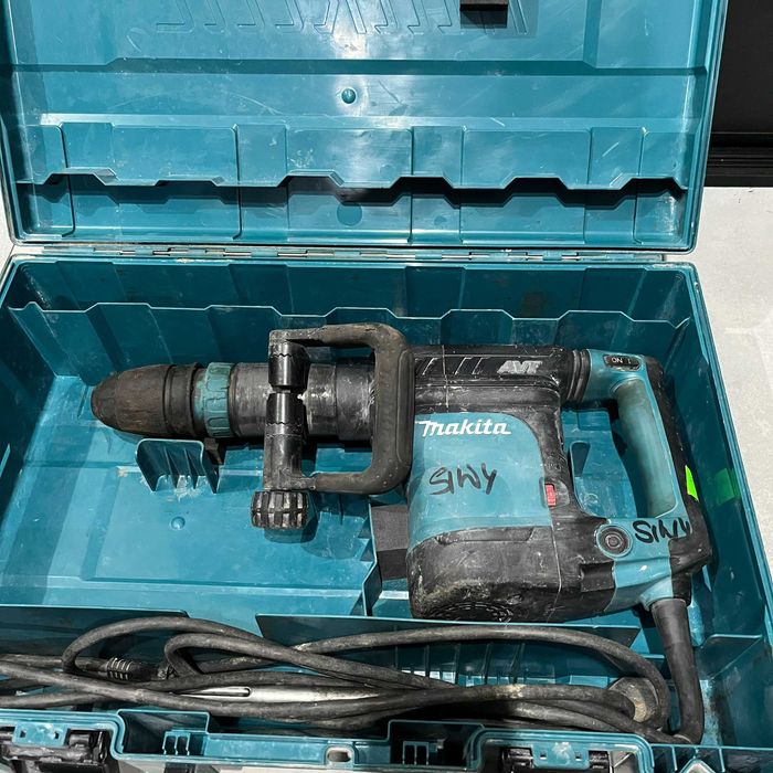 Młot udarowy Makita HM1111C | Używany | Sprawny | 1300 W | 11,2 J |