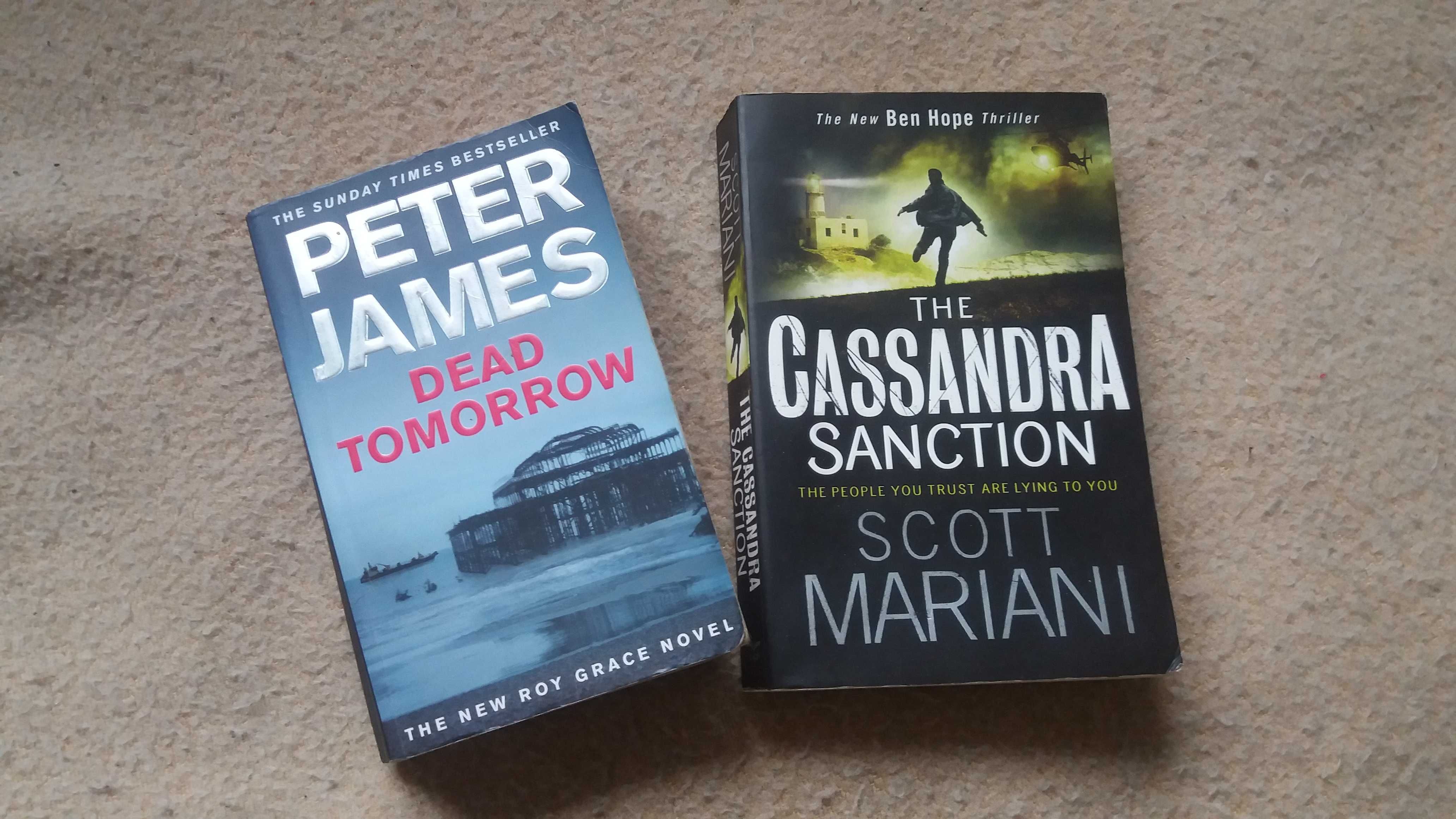 Книги англійською. Piter James / Scott Mariani/ Dan Brown.