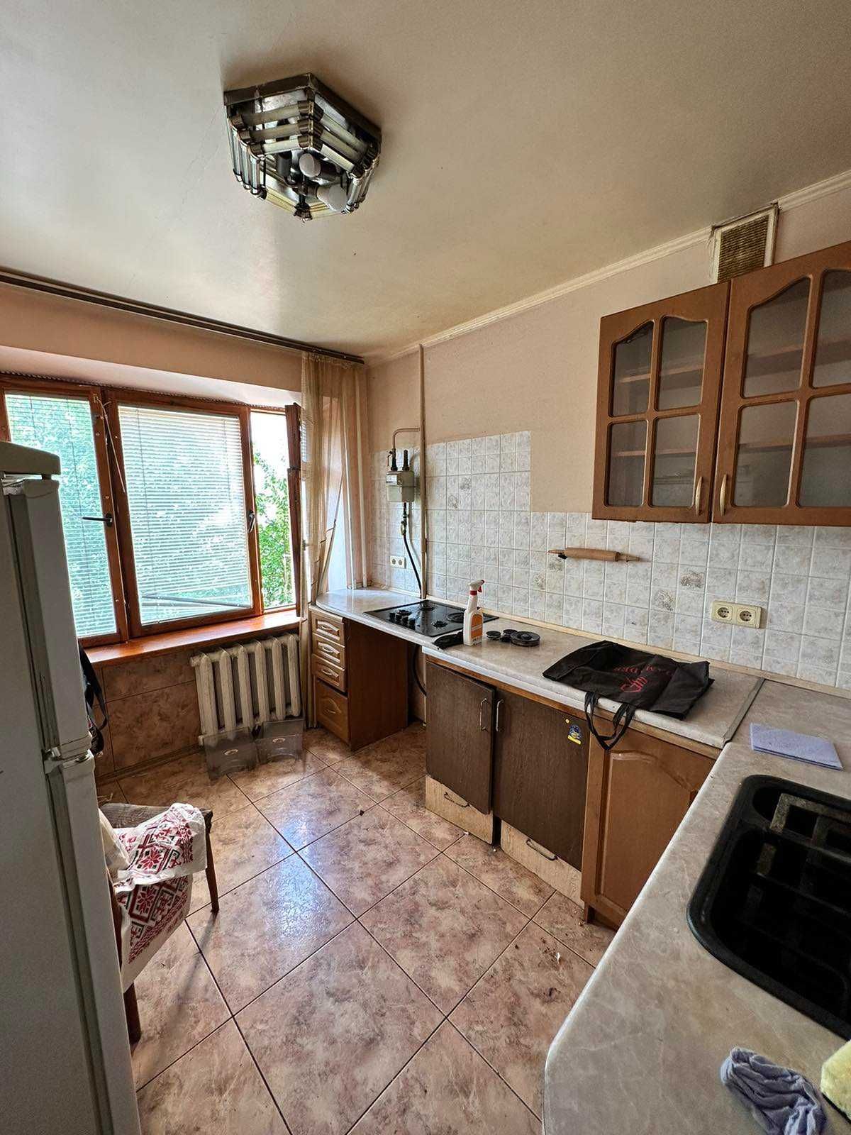 Продаж 3 кімнатної квартири по вул. Бандери цегла