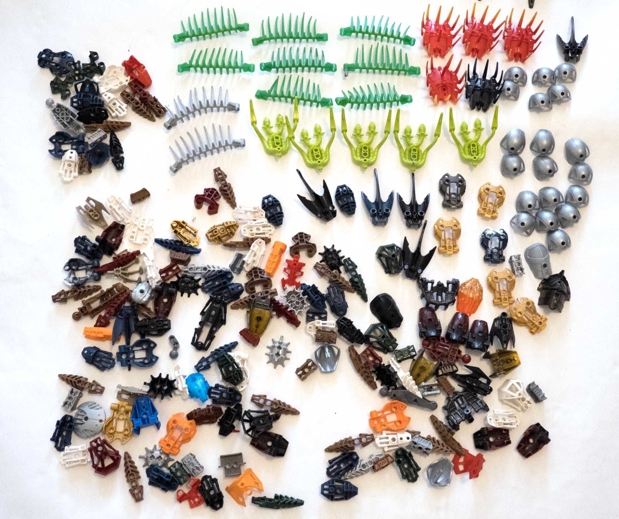 bionicle lego zbroje bronie głowy maski przeguby dłonie 3 kg -16 17 18