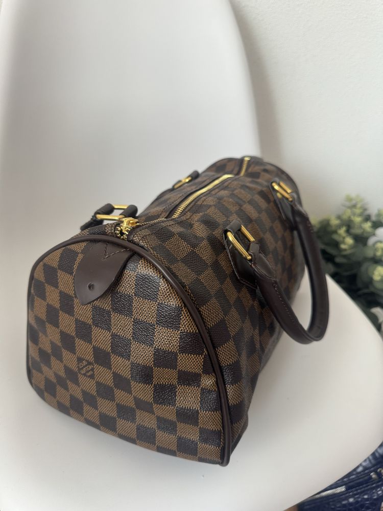 Продам  сумку louis vuitton speedy 25