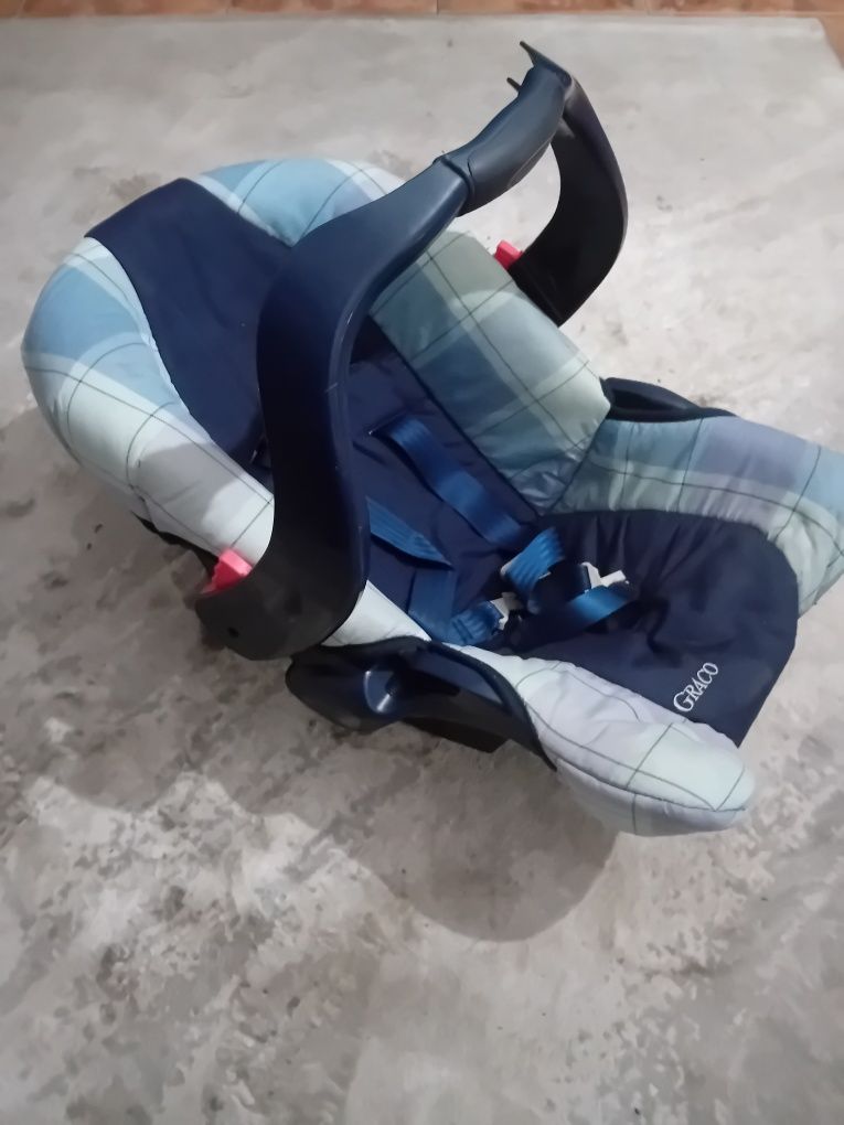 Cadeira auto para bebé