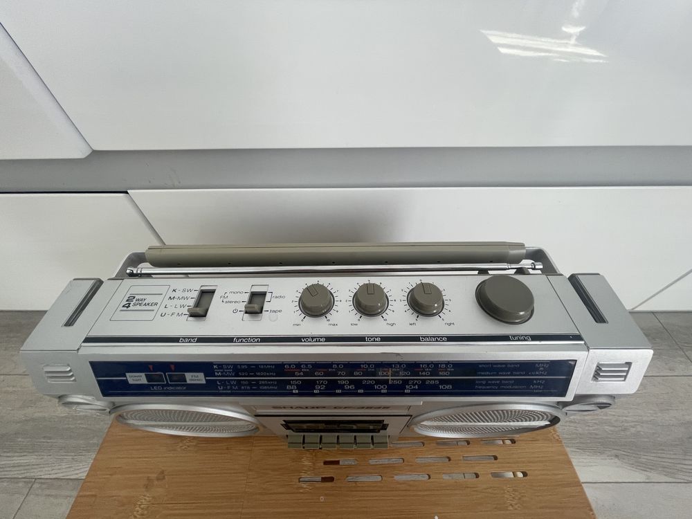 Касетний магнітофон бумбокс SHARP GF 4646 раритет