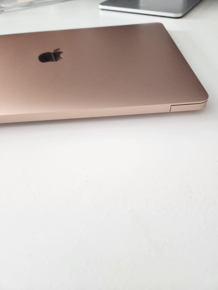 Macbook air m1 1tb 16ram