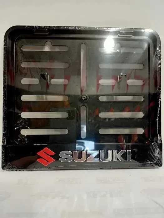 Motocyklowa Ramka do tablicy rejestracyjnej 3D SUZUKI
