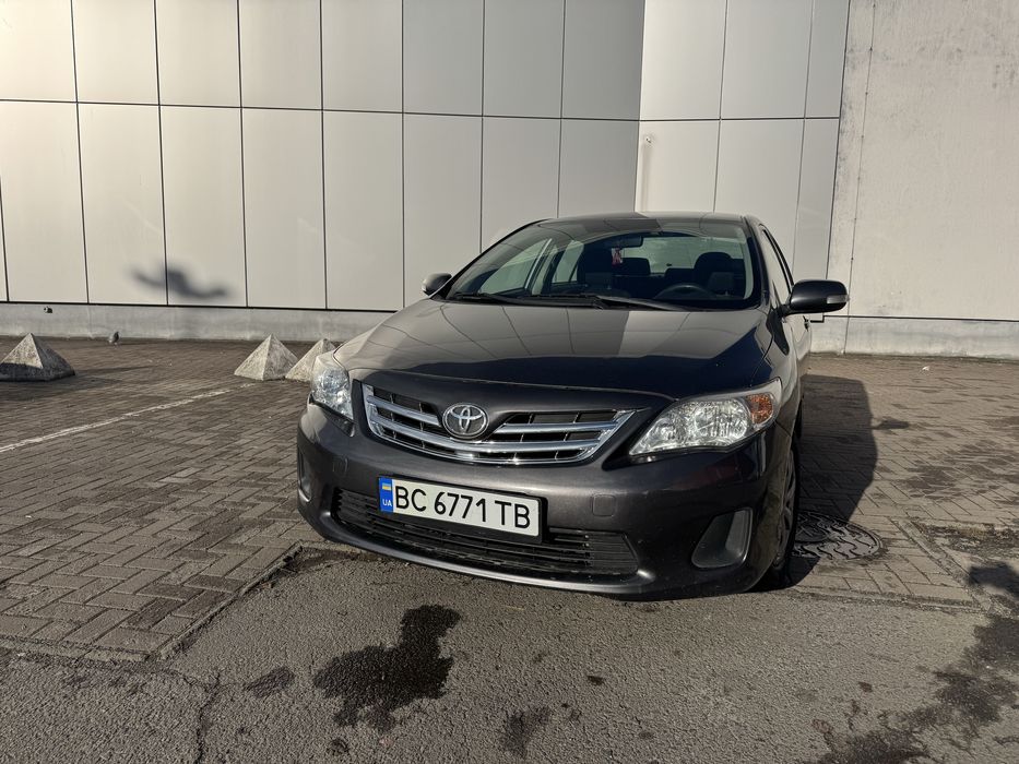 Toyota Corolla 1.3 бензин 2010рік