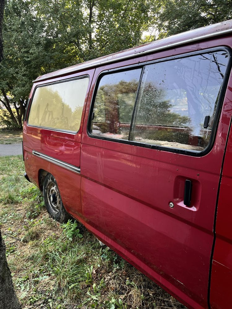 Продам Nissan Urvan  1994р