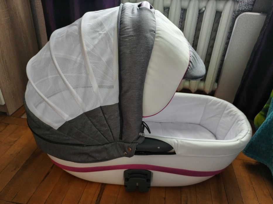 Продам коляску 2в1