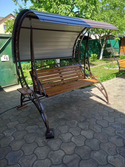 Садові качелі різних видів