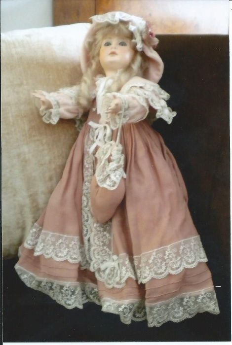 Boneca de Porcelana Com Sombrinha  Peça Exclusiva/Linda oferta