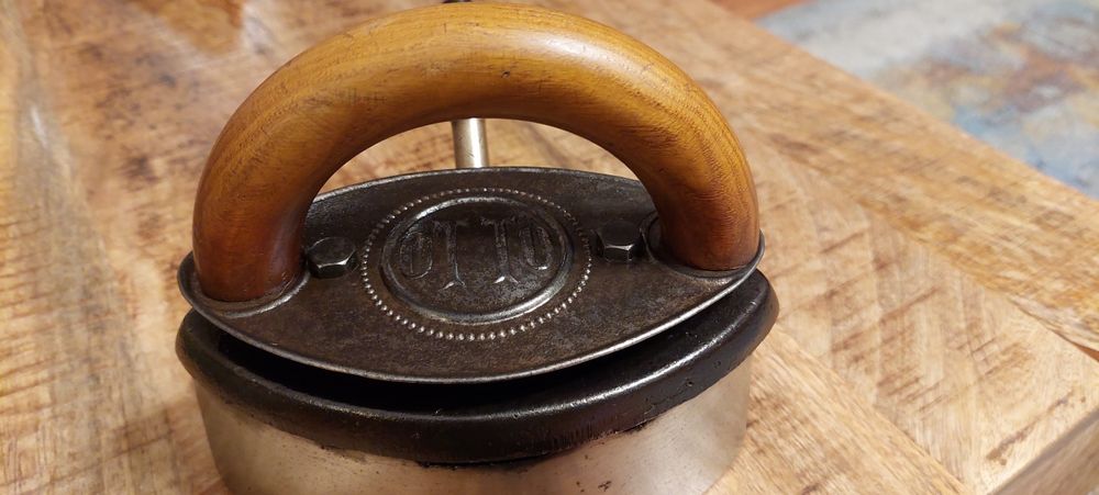 Stare Żelazko Gazowe "OTTO" wersja 2