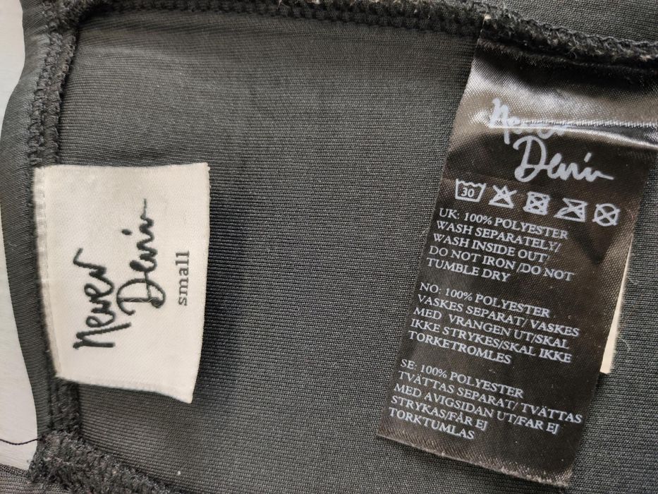 Never denim czarny sportowy biustonosz rozm. S