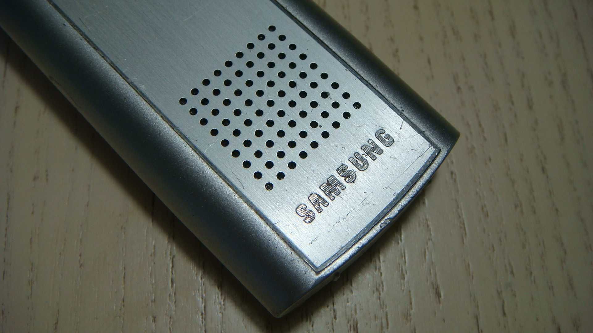Цифровой диктофон Samsung SVR-S820
