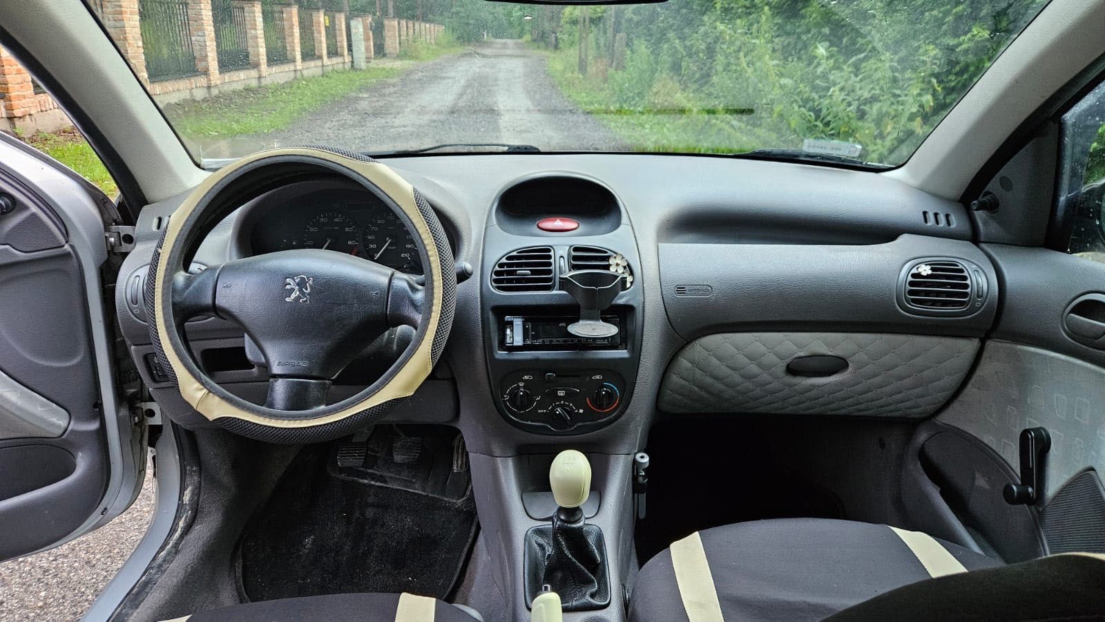 Peugeot 206 1.1 Benz 133tys kmIdealny do miasta