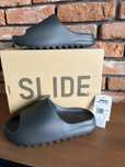 Yeezy slide onyx 43