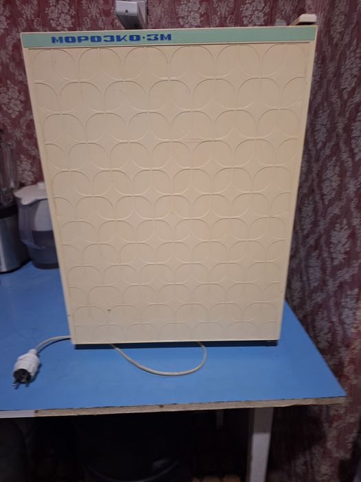 Продам холодильник Морозко 3М