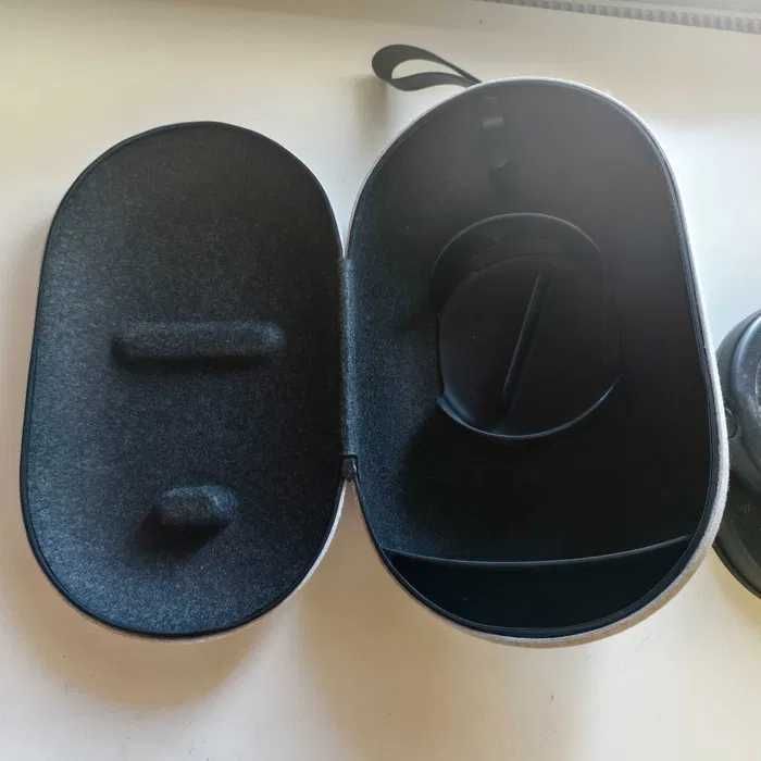 Oryginalne etui Box pudełko case na Oculus quest 2 Super stan