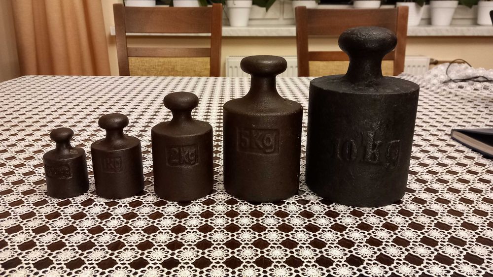 Stare odważniki żeliwne 0,5;1; 2;3;5;10kg odważnik żeliwny