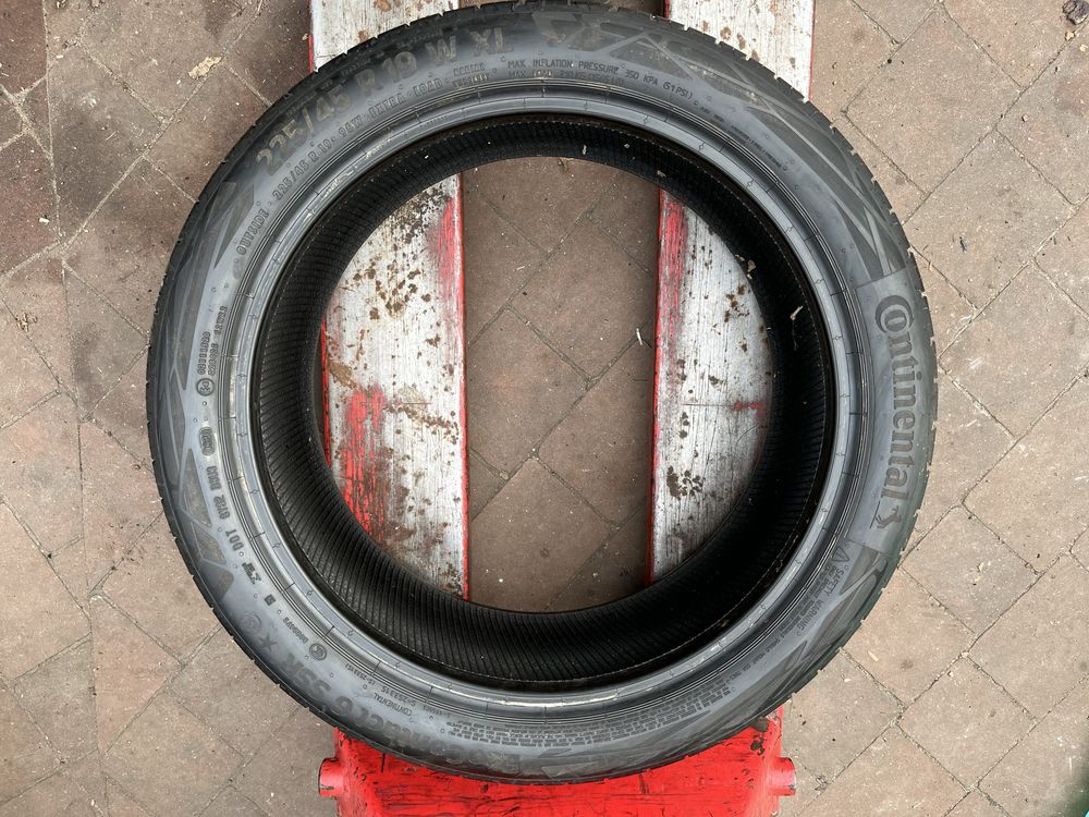 1szt. 225/45/19  XL Continental EcoContact 6 * SSR RSC 2020r.Pojedynka