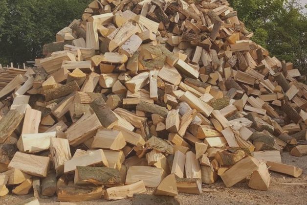 Продам резаные колотые дрова твердых пород с. Визирка